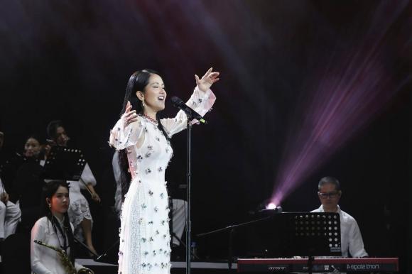 Sao Việt 22/10, tin sao việt mới nhất