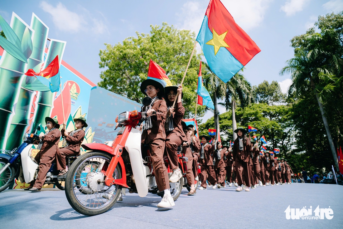 TP.HCM tuyên dương 500 cháu ngoan Bác Hồ - Ảnh 4.