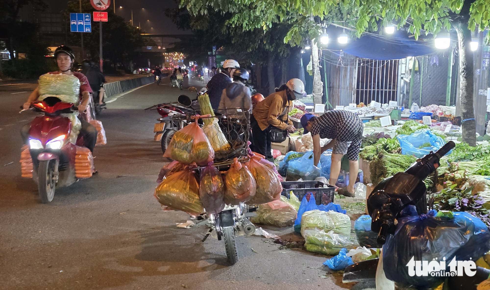 ngược chiều - Ảnh 16.