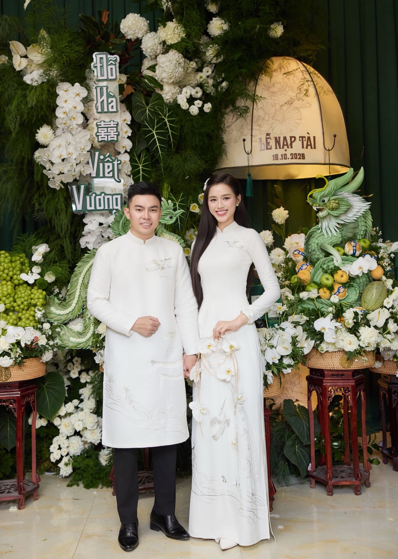 Hoa hậu Đỗ Thị Hà và doanh nhân Viết Vương tổ chức lễ nạp tài hôm 16/10.