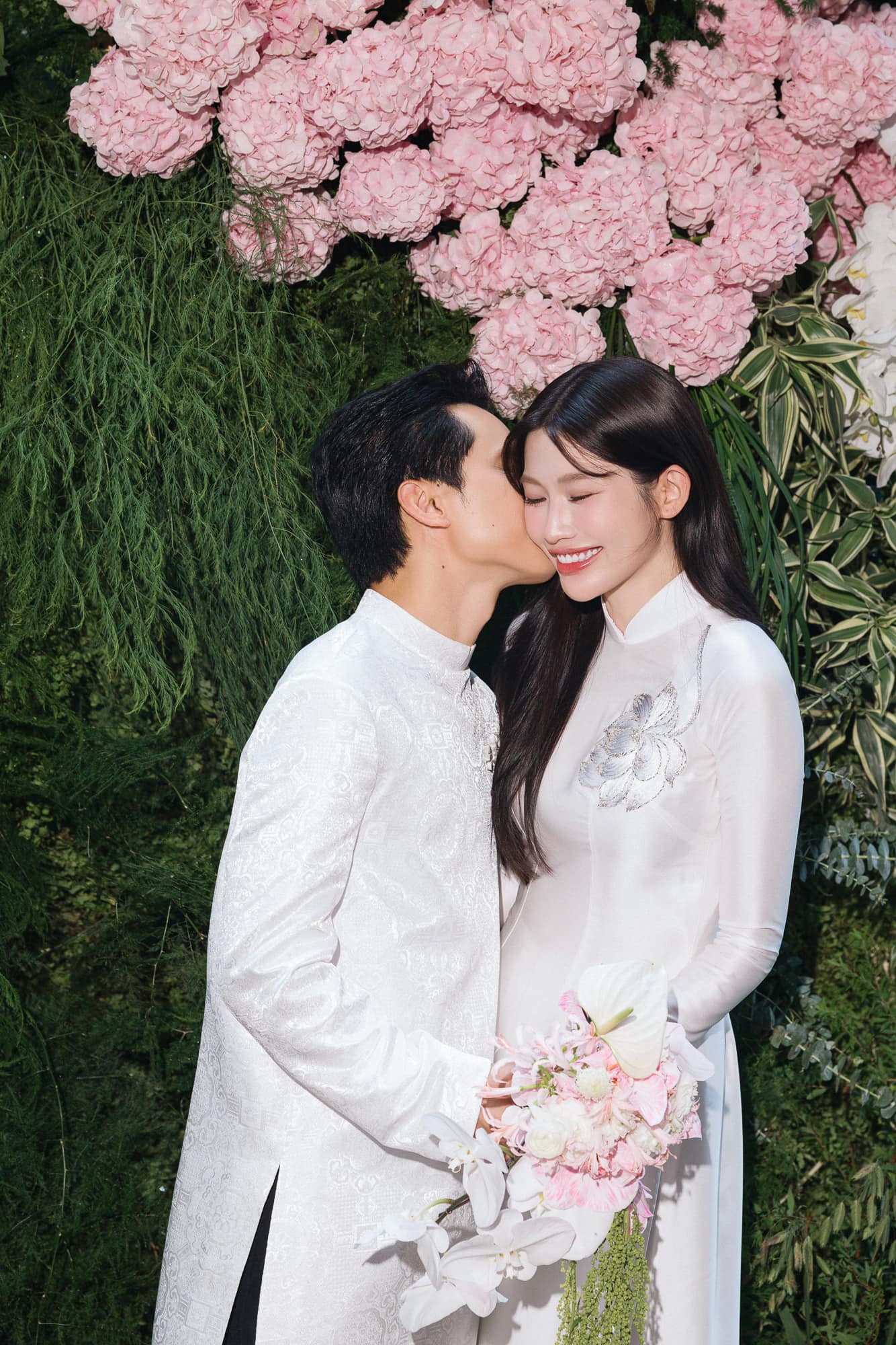 Chế Nguyễn Quỳnh Châu – “nàng dâu hào môn” giản dị bậc nhất Vbiz - Ảnh 3. Chế Nguyễn Quỳnh Châu – “nàng dâu hào môn” giản dị bậc nhất Vbiz - Ảnh 3.