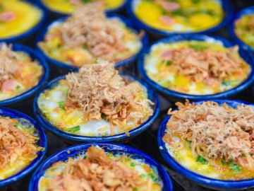 Trứng chén nướng thơm nức mũi ngày se lạnh, mách bạn 5 địa chỉ ngon nhất Hà Nội