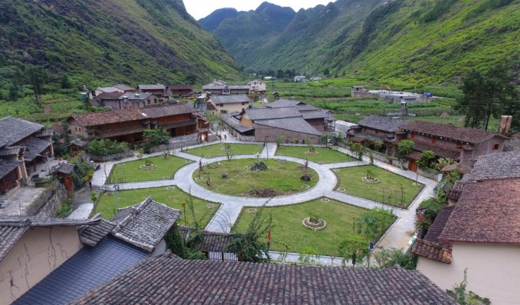 Ngôi làng H'mông Pả Vi đẹp như phim trường - 2