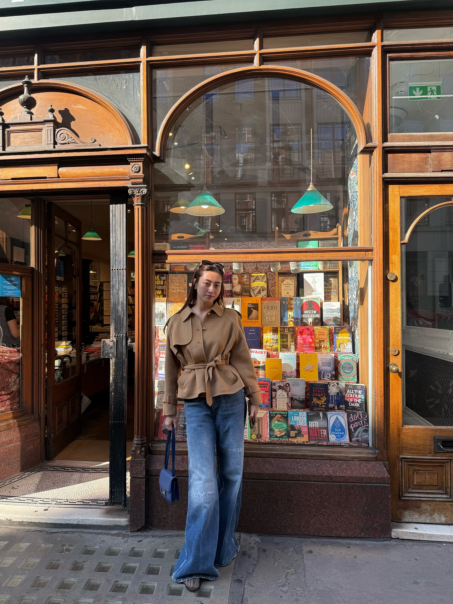 Nữ giảng viên đại học đi vi vu ở trời Âu nhưng tâm điểm là phong cách thời trang đẹp tới từng set đồ - Ảnh 5.