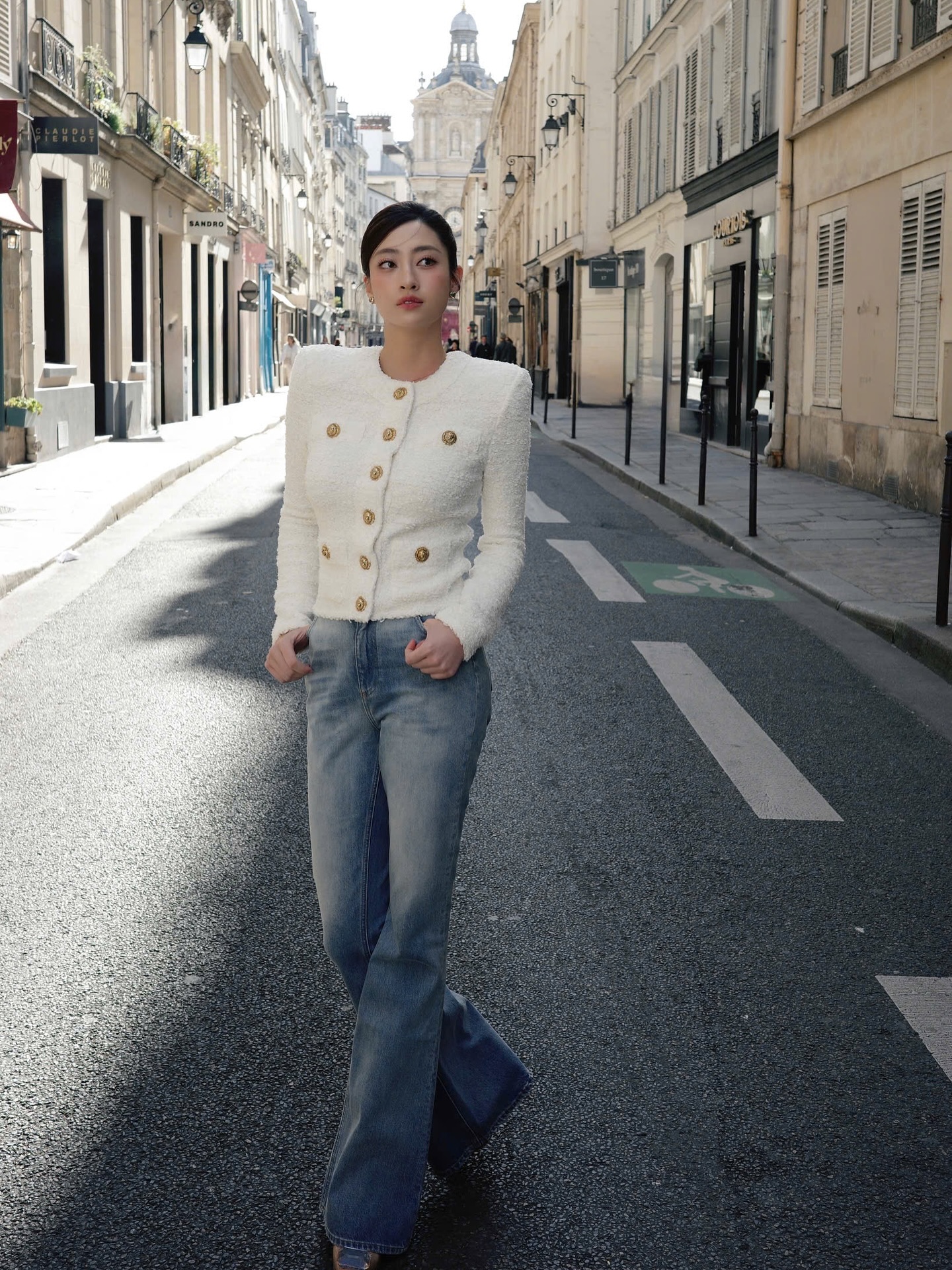 Nữ giảng viên đại học đi vi vu ở trời Âu nhưng tâm điểm là phong cách thời trang đẹp tới từng set đồ - Ảnh 8.