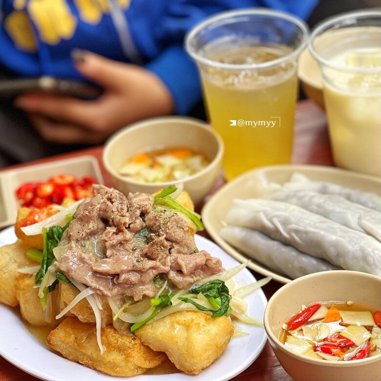 Ít ai biết amp;#34;sự tíchamp;#34; về món phở cuốn trứ danh Hà Nội: Quán ăn đầu tiên amp;#34;phát minhamp;#34; ra xuất sắc được Michelin vinh danh - 5