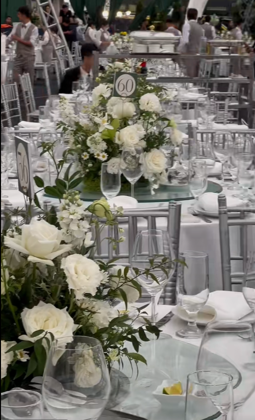 Mưa gió dữ dội làm rách rạp cưới chục tỷ của Viết Vương - Đỗ Hà, dàn xe tải được điều động gấp - Ảnh 11.