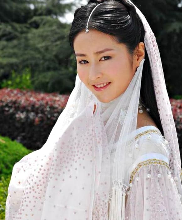 tiểu thuyết Kim Dung, Tiểu Long Nữ, Tây Thi, Vương Ngữ Yên