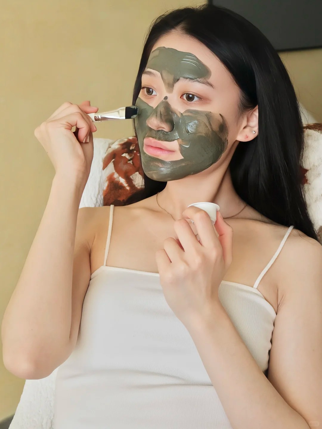 Lỗ chân lông từ to hóa nhỏ, mụn đầu đen biến mất khi đắp loại mặt nạ này mỗi tuần - Ảnh 2.