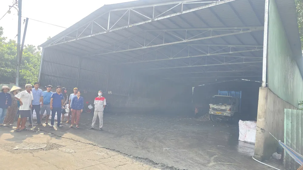 bãi tập kết rác (1).jpg