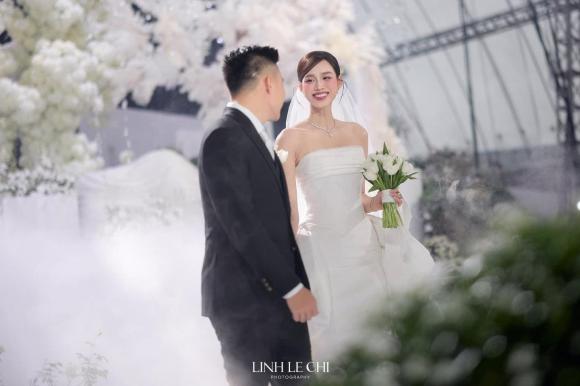 Đỗ Hà, Hoa hậu Đỗ Thị Hà, sao Việt