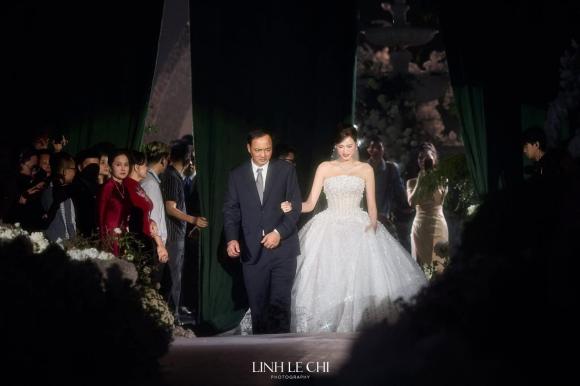 Đỗ Hà, Hoa hậu Đỗ Thị Hà, sao Việt