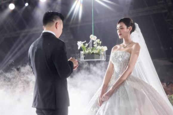 Đỗ Hà, Hoa hậu Đỗ Thị Hà, sao Việt