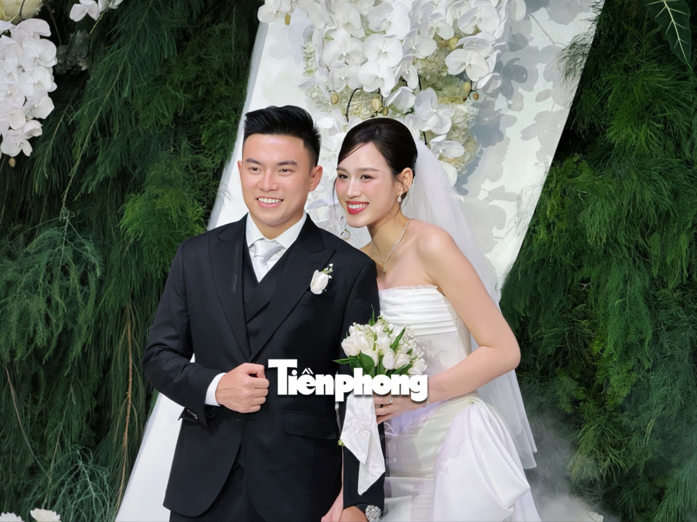 Toàn cảnh đám cưới từ 6h sáng tới đêm khuya của Hoa hậu Đỗ Thị Hà - Ảnh 19.