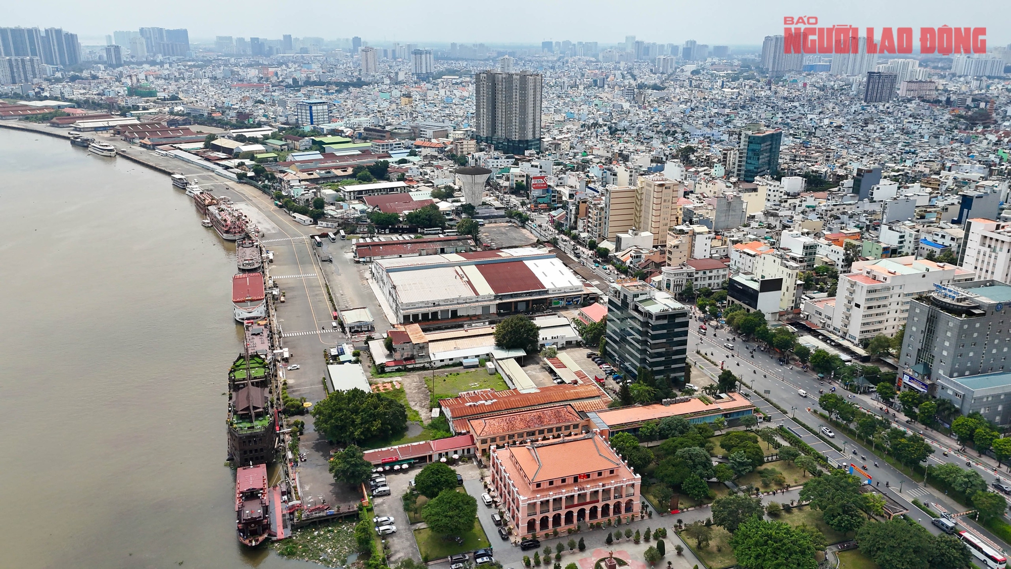 Khu đất Bến Nhà Rồng, số 1 Lý Thái Tổ sẽ làm không gian văn hóa Hồ Chí Minh và công viên 18 Chùm ảnh: Khu đất Bến Nhà Rồng, số 1 Lý Thái Tổ sẽ làm không gian văn hóa Hồ Chí Minh và công viên - Ảnh 21.