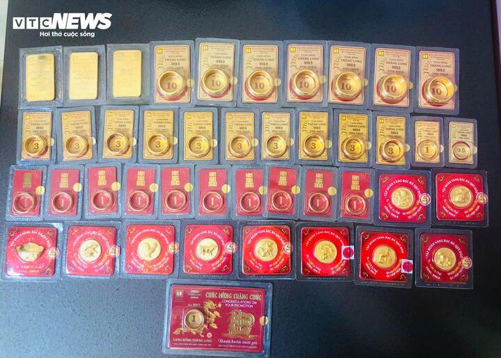 Săn vàng ‘chợ đen’ giữa cơn sốt giá, chuyên gia cảnh báo rủi ro tiềm ẩn- Ảnh 3.