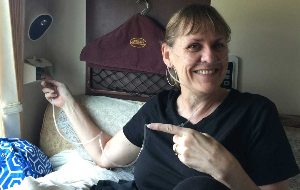 Chuyến tàu kỳ lạ ở Trung Quốc: Hành khách phải thở oxy, tự lau cửa kính - 3