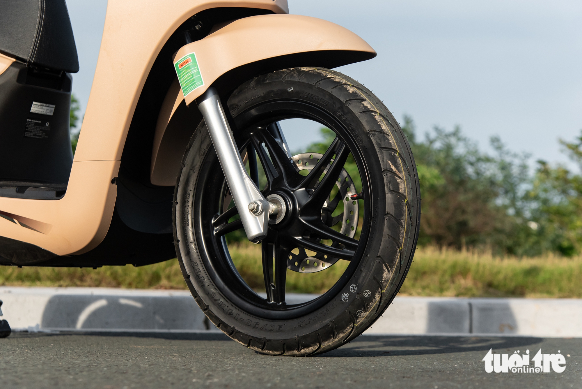 VinFast Feliz - Ảnh 12.