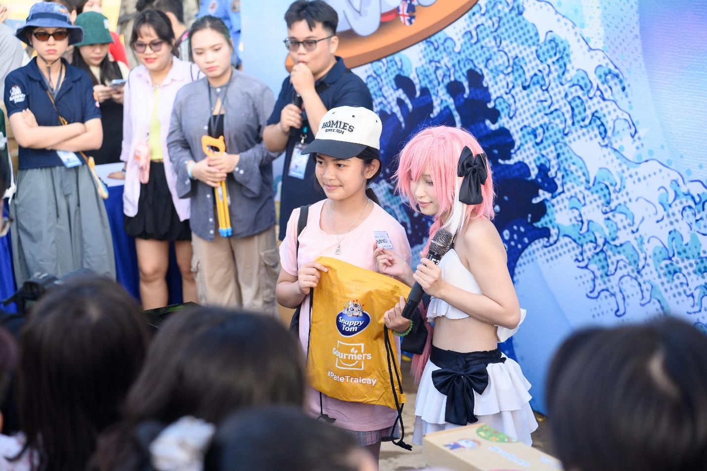 Hơn 2.000 bạn trẻ quẩy hết mình tại sự kiện té nước cùng Snappy Tom và Hobby Horizon- Ảnh 7.