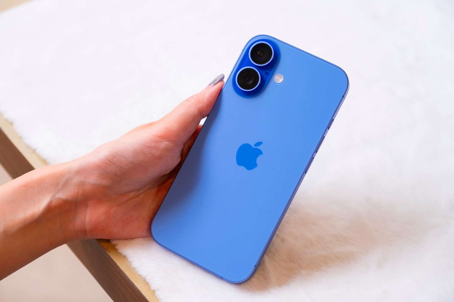 5 chiếc iPhone cũ đáng mua nhất năm 2025- Ảnh 2.