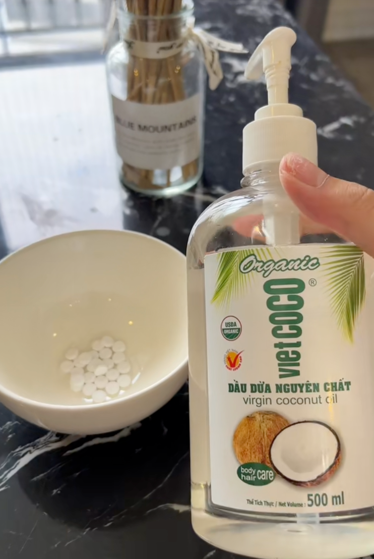 1761320503 904 HH Do Ha duong toc bang cach nay Nghien vien