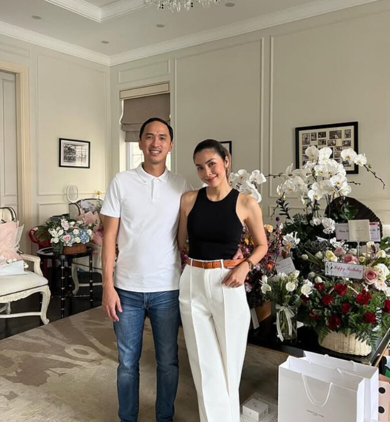 Chồng thiếu gia của Tăng Thanh Hà chúc mừng sinh nhật vợ xinh đẹp, nói biết ơn vì có bà xã trong đời 12 Biệt thự sang trọng của vợ chồng Tăng Thanh Hà khiến người xem trầm trồ.