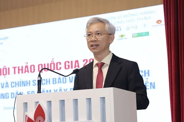 PGS-TS Lê Minh Hùng, Trưởng Khoa Luật và Khoa học Chính trị, Trường ĐH Công nghiệp TP.HCM. IMG_4438.jpeg