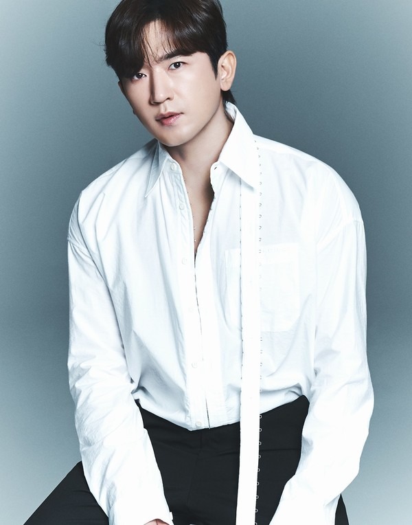 Vụ nam ca sĩ chi tiền tỷ "chạy án": Con số thực sự lên tới 50 tỷ đồng! - Ảnh 3.