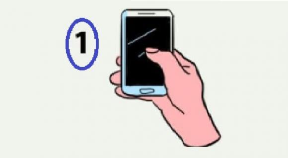 Cách cầm điện thoại nói lên tính cách , kiến thức