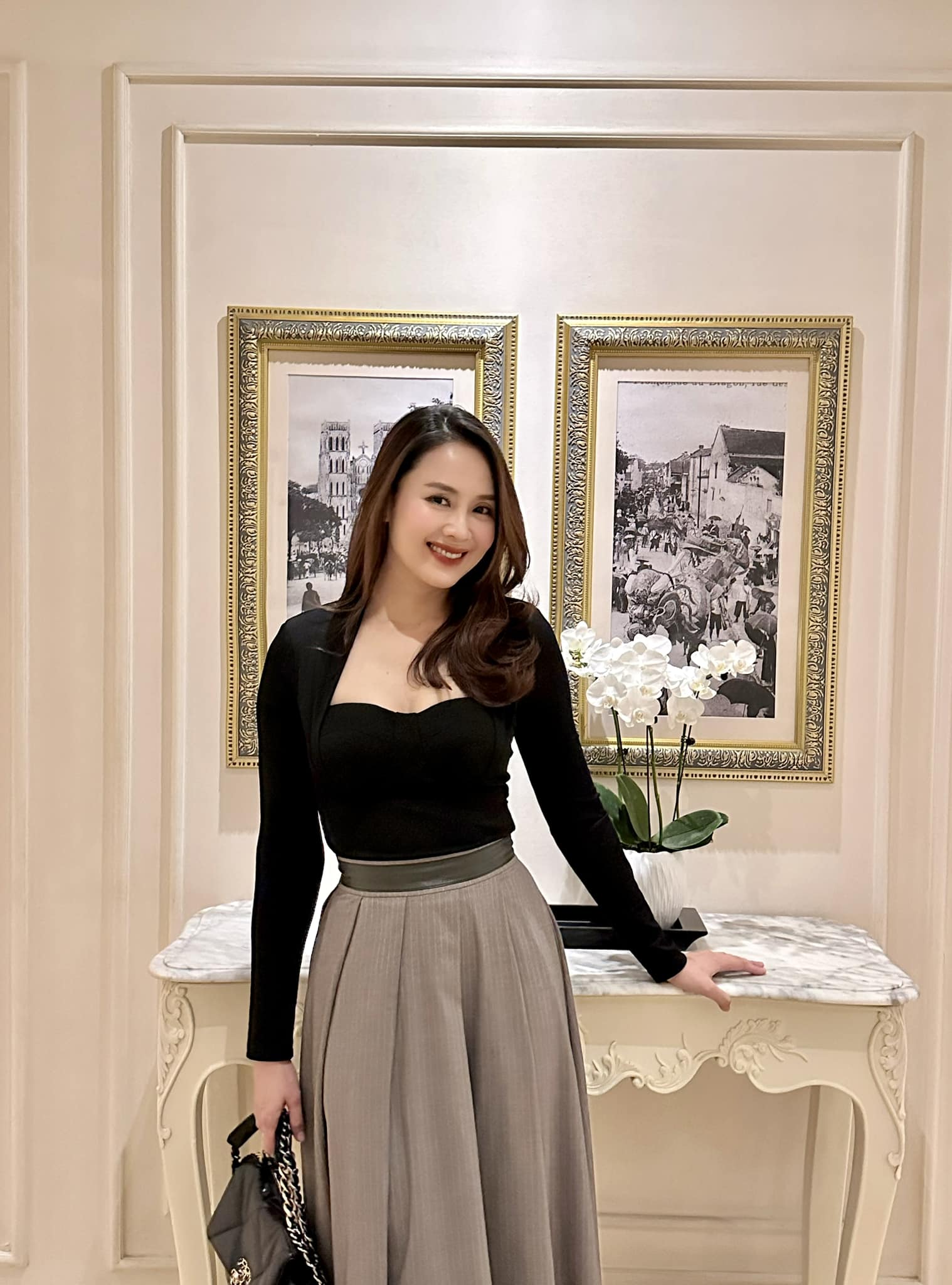 Mùa đông tới là lại phải học ngay mỹ nhân 42 tuổi này cách mặc đẹp: Style siêu trẻ trung, không bao giờ lỗi mốt - Ảnh 4.