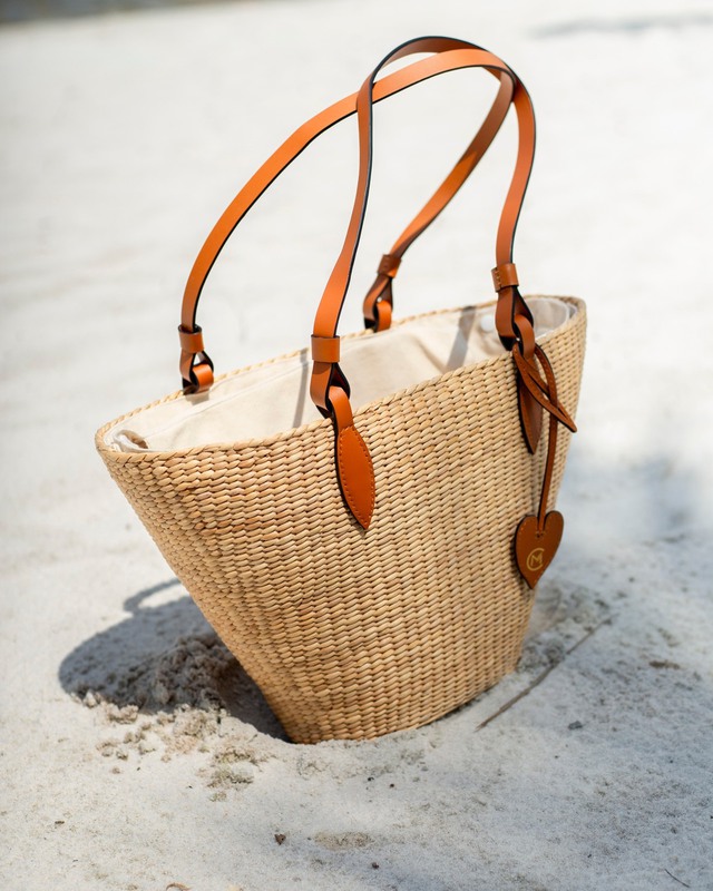 Mùa thu và những mẫu túi tote không thể bỏ qua- Ảnh 9.