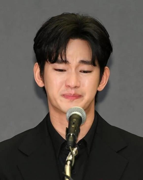 Kim Soo Hyun hầu tòa, sao phim Nữ hoàng nước mắt, sao hàn