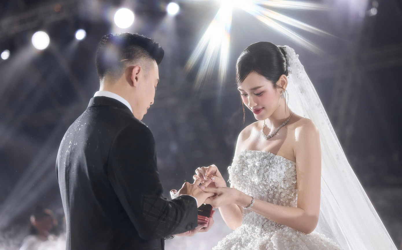 Lý do đám cưới Đỗ Thị Hà tạo cơn sốt mạng xã hội - Ảnh 8.