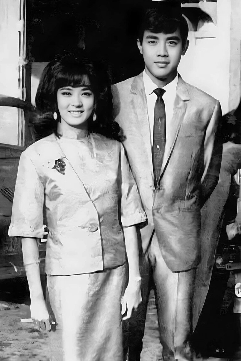 Bảo Quốc bên người chị cùng mẹ khác cha - NSƯT Thanh Nga.