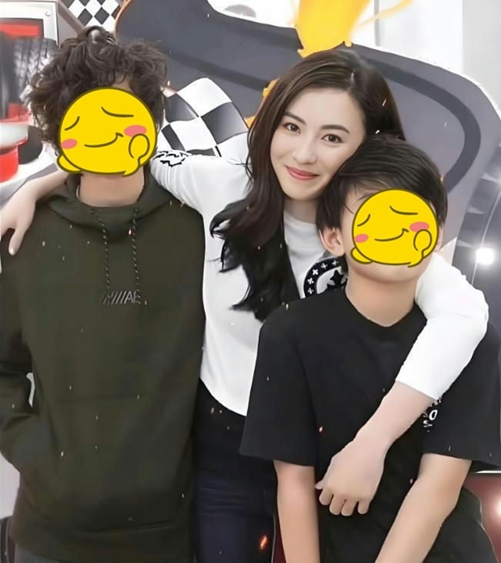 Trương Bá Chi đang hẹn hò trai trẻ 2K4?- Ảnh 9.