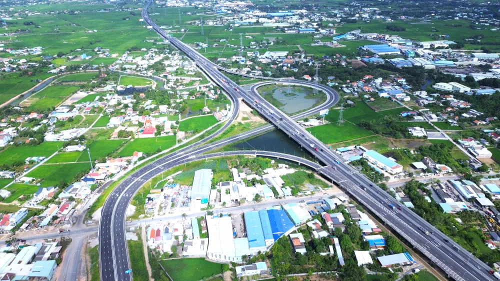 Xã cửa ngõ TP.HCM về miền Tây 6.JPG