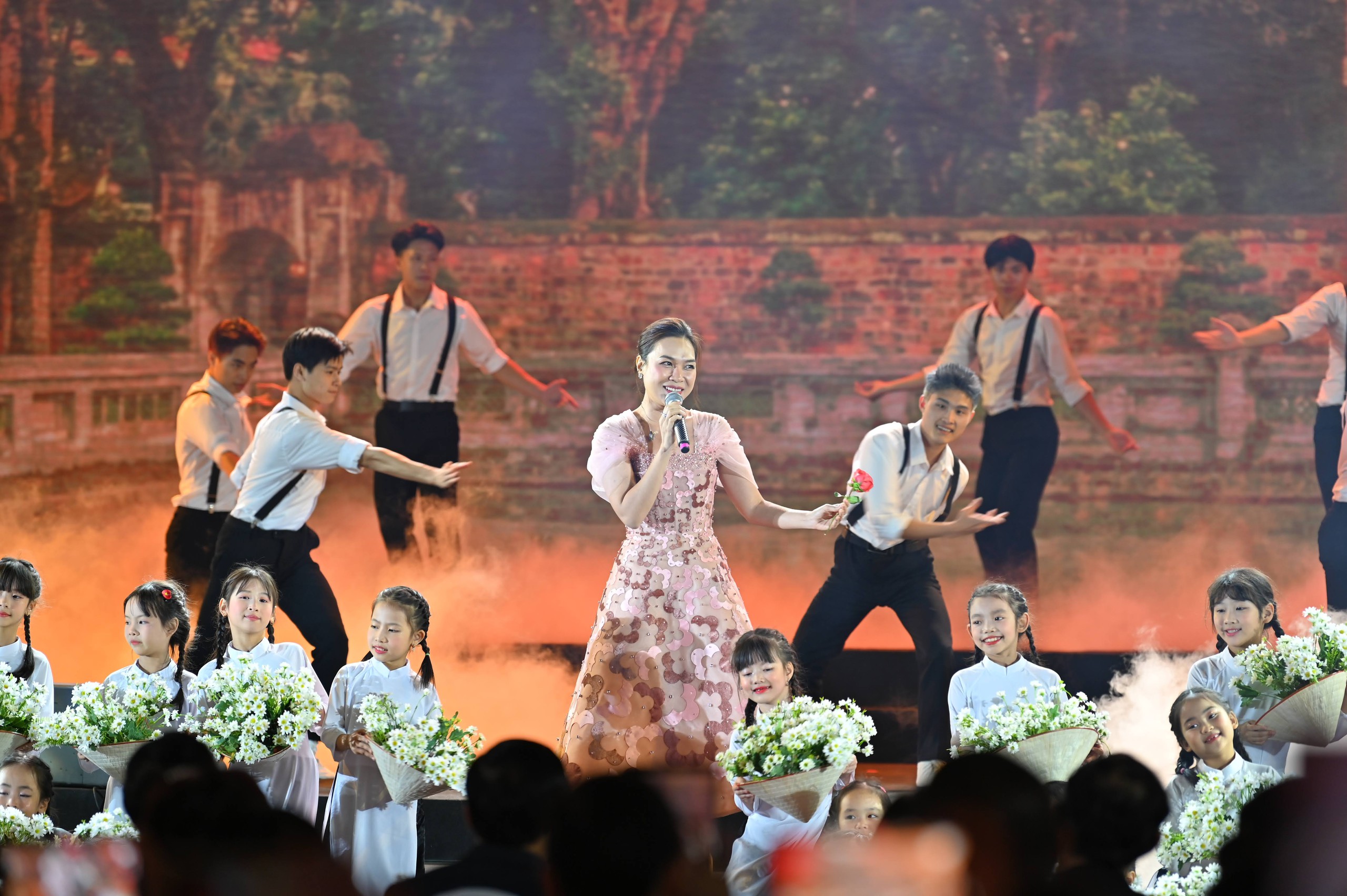 Hội chợ Mùa thu - Ảnh 3.