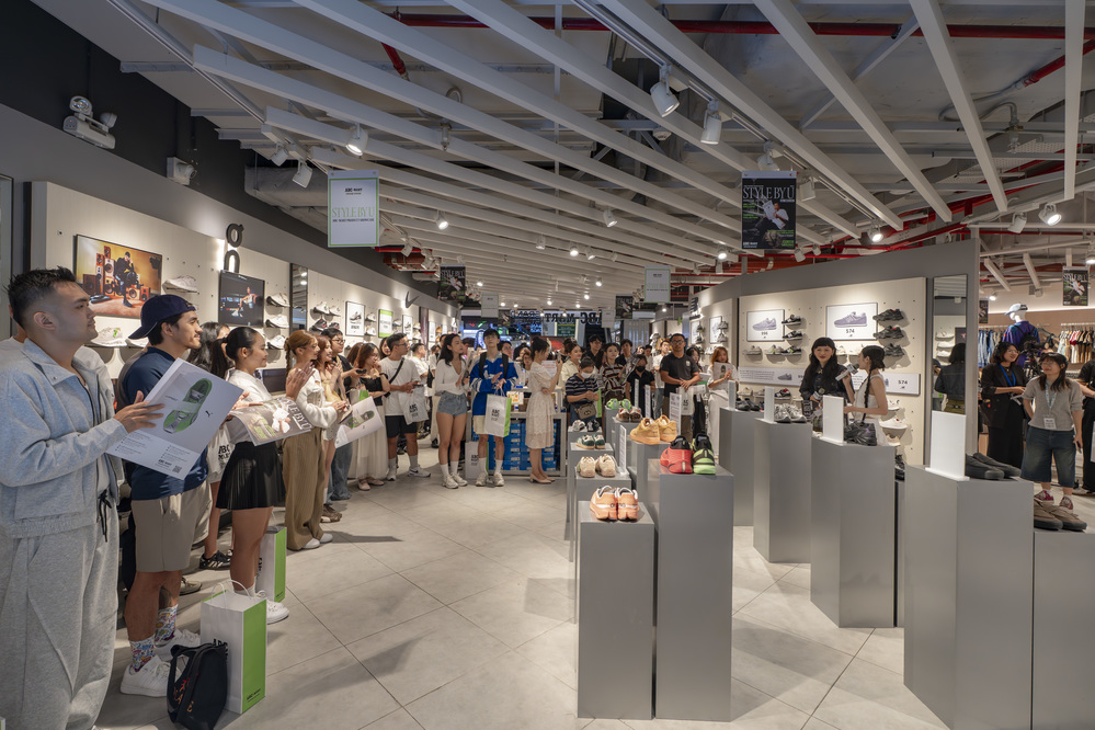 ABC-MART Showcase 2025: Nơi phong cách được định nghĩa bởi chính bạn 3 1761462797 294 ABC MART Showcase 2025 Noi phong cach duoc dinh nghia boi