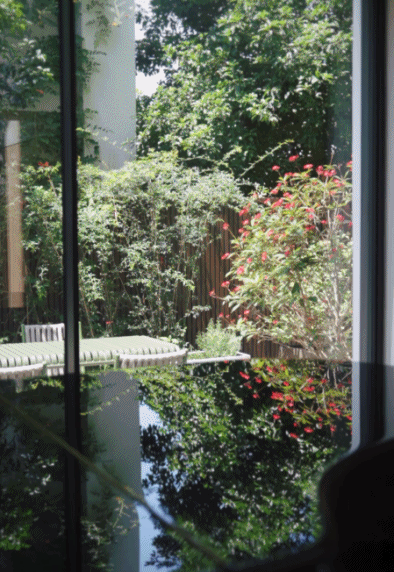 1761504874 278 Vo sinh con gai chong sua biet thu 30 ty