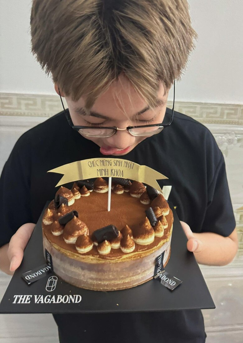 Sao Việt 24h: Đàm Vĩnh Hưng lên tiếng về bình luận amp;#34;ngonamp;#34; dưới bài đăng của NSND Xuân Bắc, tiết lộ được amp;#34;em sếpamp;#34; an ủi - 13