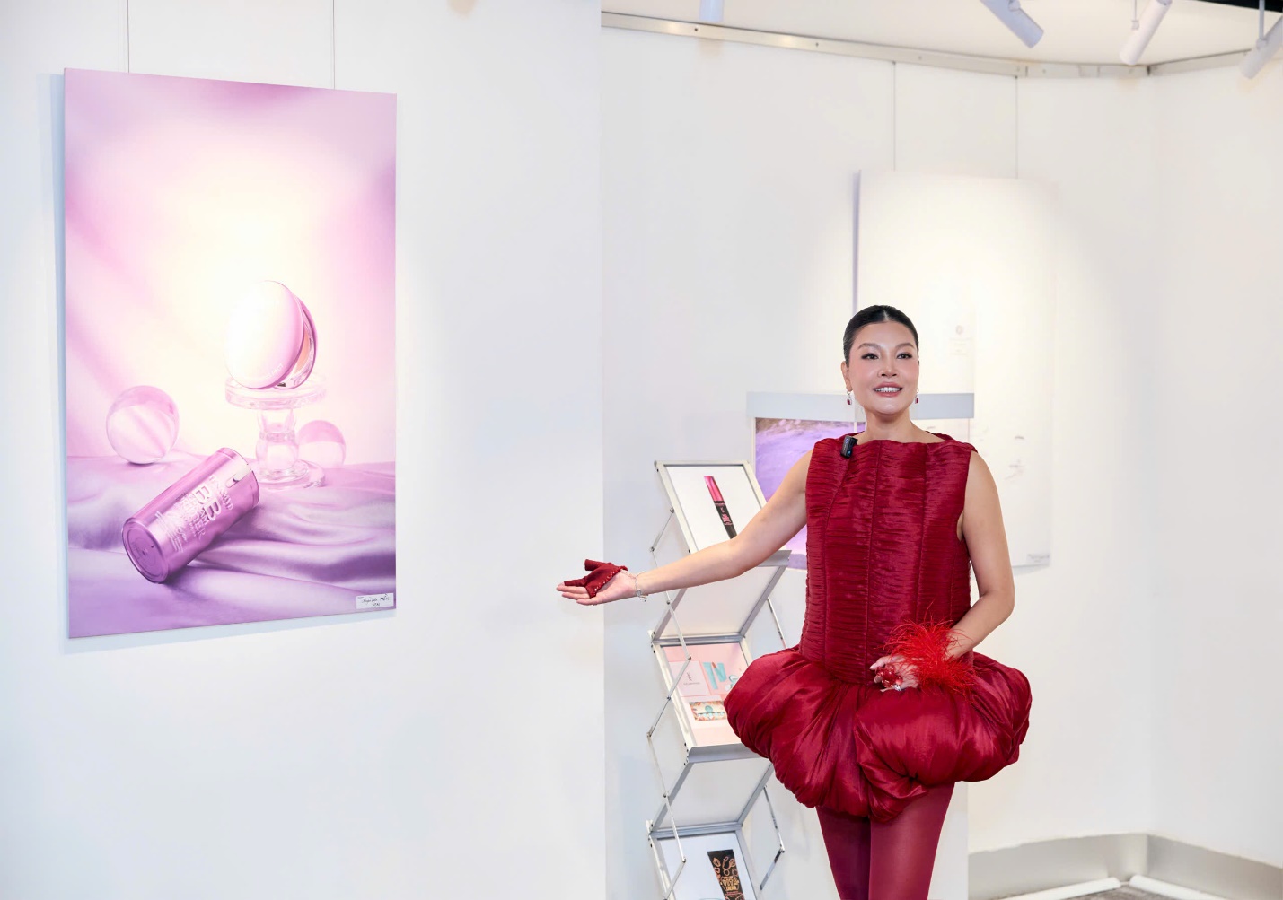 Vũ Cẩm Nhung & Tenamyd Cosmetic - Ba thập kỷ một hành trình khát vọng- Ảnh 3.