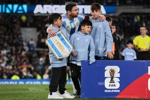 Lionel Messi hướng đến World Cup 2026