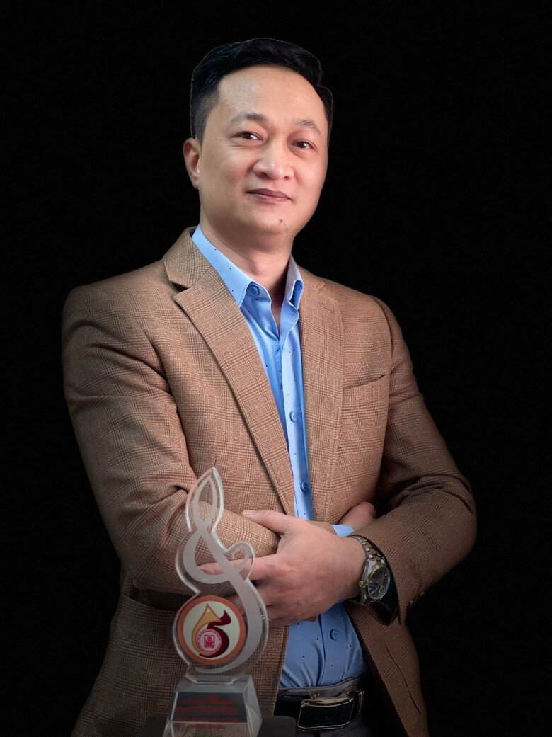 Nam nghệ sĩ giữ chức Phó Hiệu trưởng Trường Đại học Văn hóa Nghệ thuật Quân đội.