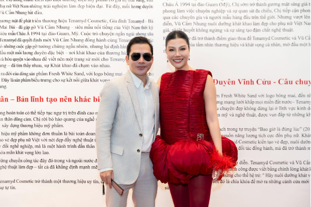 Siêu mẫu đời đầu Việt Nam hội ngộ dàn sao “khủng” - Ảnh 5.