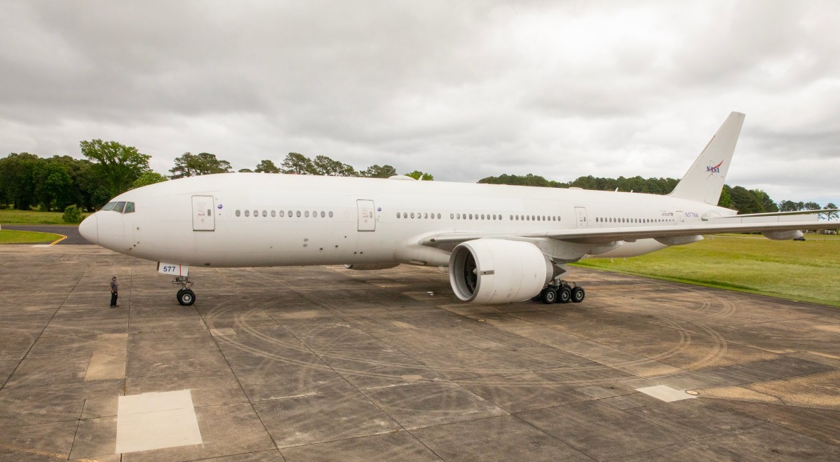 Phòng thí nghiệm bay của NASA- Ảnh 3. Phòng thí nghiệm bay của NASA- Ảnh 3.