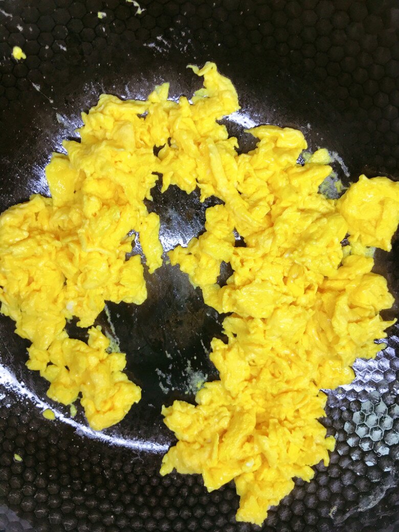 Loại rau giàu canxi đem xào với thứ này được món ăn siêu bổ lại trôi cơm - 4