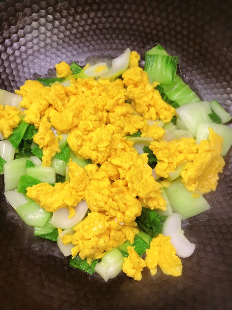 Loại rau giàu canxi đem xào với thứ này được món ăn siêu bổ lại trôi cơm - 7