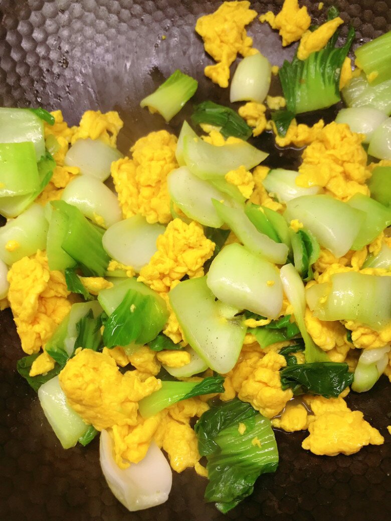 Loại rau giàu canxi đem xào với thứ này được món ăn siêu bổ lại trôi cơm - 8