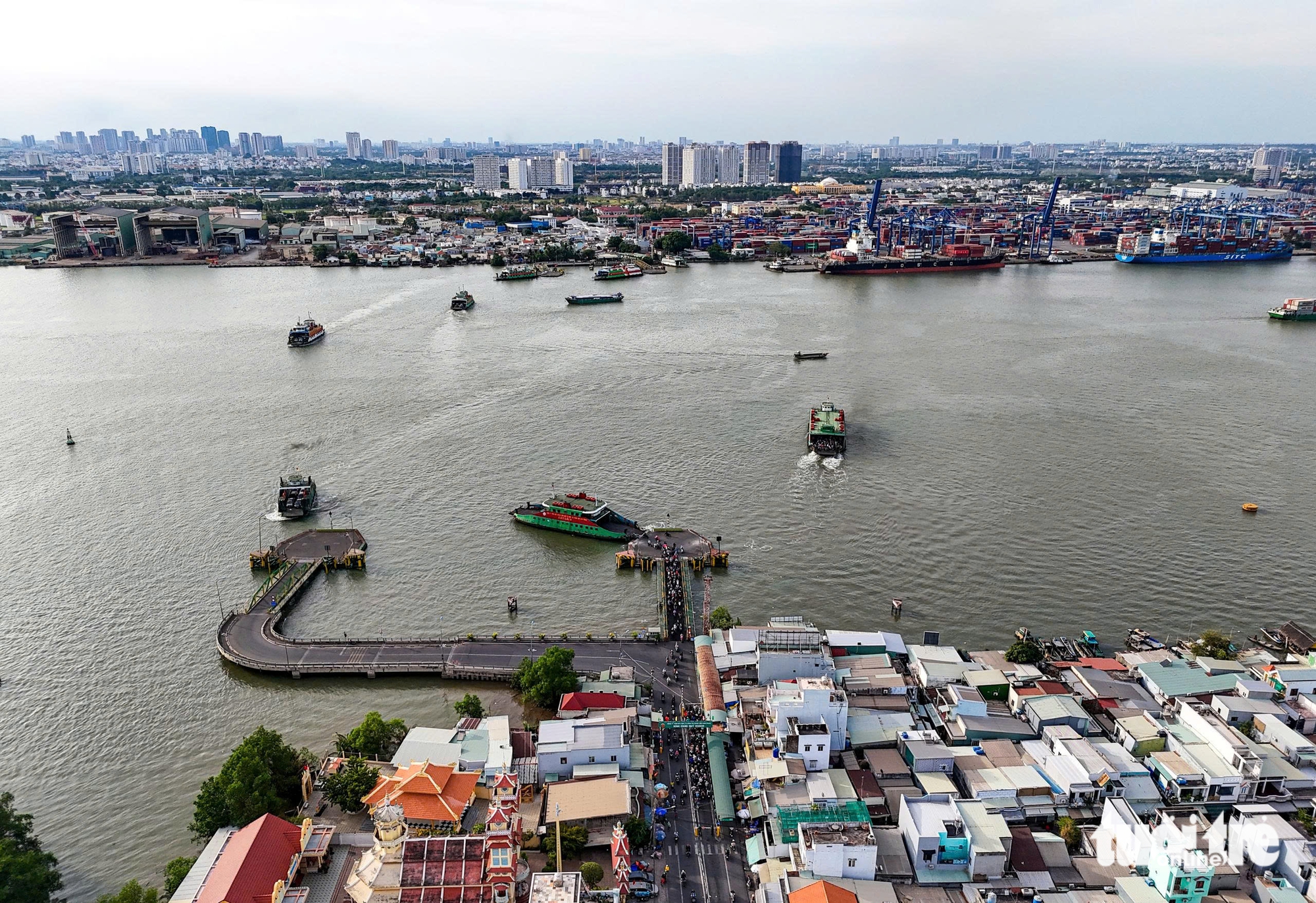 Toàn cảnh hạ tầng huyết mạch nối TP.HCM và Đồng Nai, chờ thêm cầu, cao tốc, metro chiến lược 6 Toàn cảnh hạ tầng huyết mạch nối TP.HCM và Đồng Nai, chờ thêm cầu, cao tốc, metro chiến lược - Ảnh 6.