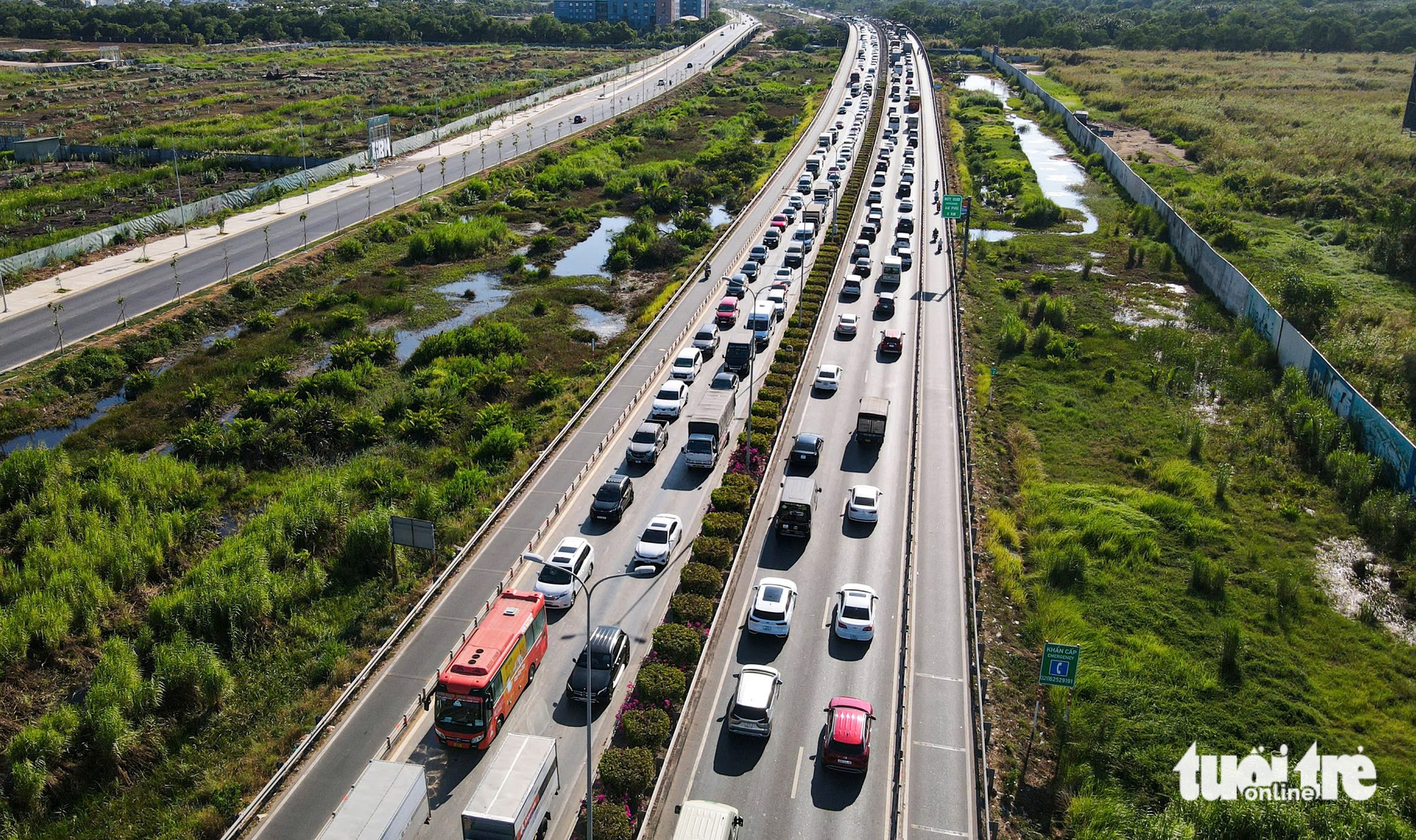 Toàn cảnh hạ tầng huyết mạch nối TP.HCM và Đồng Nai, chờ thêm cầu, cao tốc, metro chiến lược 10 Toàn cảnh hạ tầng huyết mạch nối TP.HCM và Đồng Nai, chờ thêm cầu, cao tốc, metro chiến lược - Ảnh 10.
